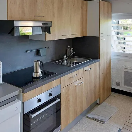 1 Bedroom Beautiful In Lägenhet *